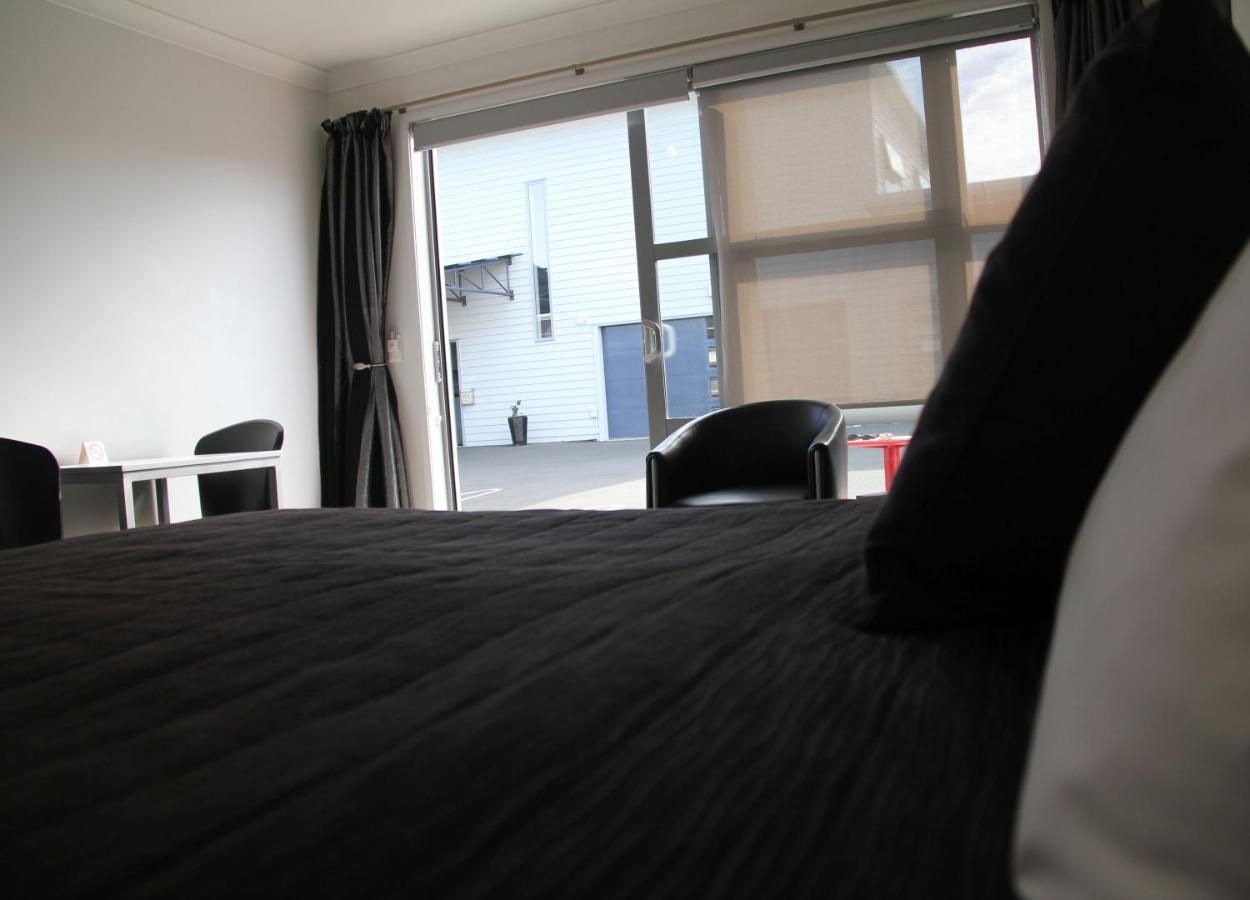 Pukekura Motor Lodge New Plymouth Ngoại thất bức ảnh A room at the hotel